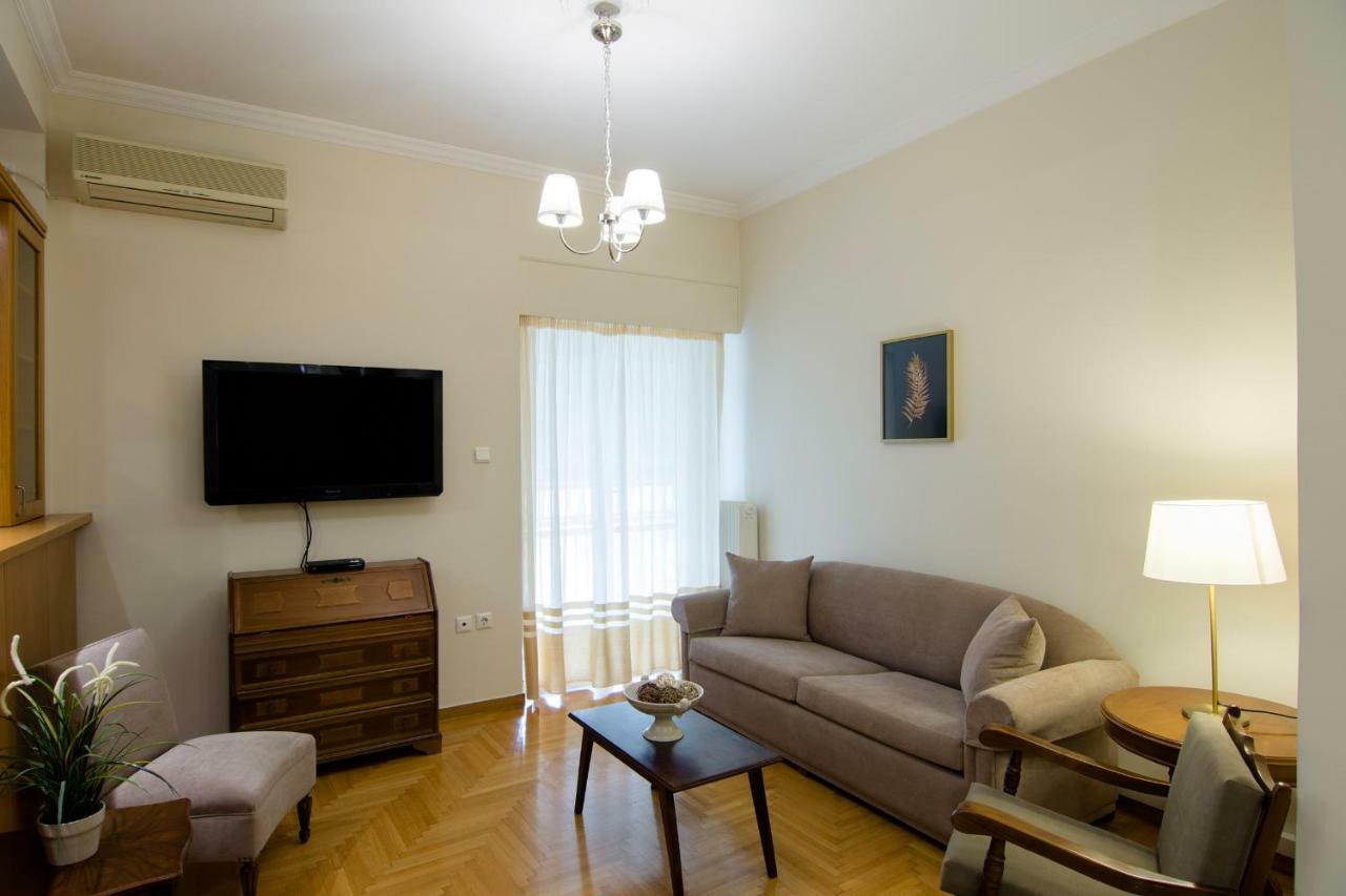 Classy 2 Bedroom Apartment Near Acropolis & Metro Atina Dış mekan fotoğraf