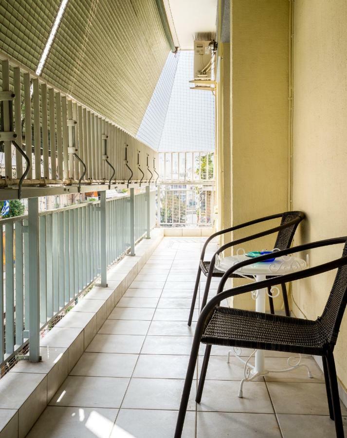 Classy 2 Bedroom Apartment Near Acropolis & Metro Atina Dış mekan fotoğraf